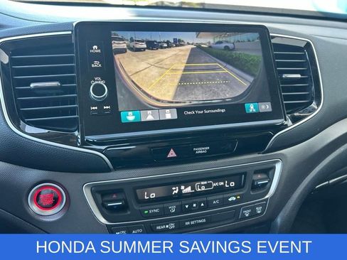 Used 2025 Honda Ridgeline Sport image 12