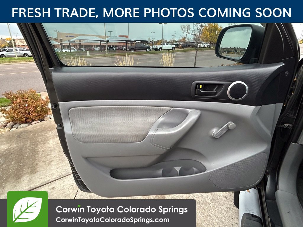 Used 2010 Toyota Tacoma 4x4 Regular Cab image 7