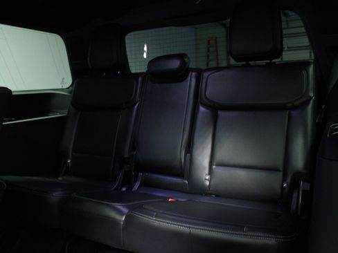 Used 2025 Ford Expedition Platinum w/ Stealth Appearance Package AWD/4WD image 14