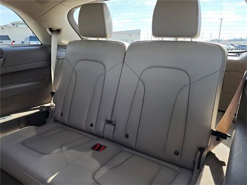 Used 2014 Audi Q7 TDI Prestige w/ Prestige Package image 26