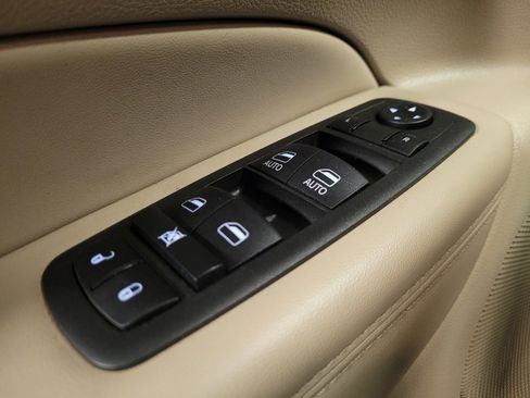 Used 2022 Jeep Grand Cherokee Laredo E image 27