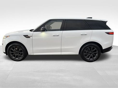 New 2026 Land Rover Range Rover Sport SE image 2
