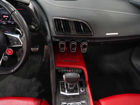 Used 2022 Audi R8 V10 performance AWD/4WD image 16