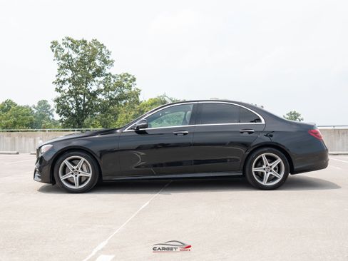 Used 2020 Mercedes-Benz E 350 4MATIC Sedan w/ Parking Assistance Package image 4
