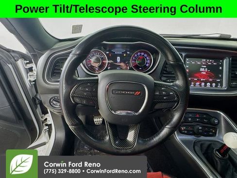 Used 2016 Dodge Challenger R/T Scat Pack w/ Leather Interior Group image 11