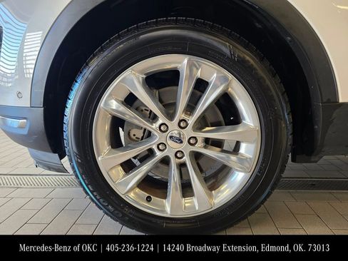 Used 2018 Ford Explorer Limited w/ Equipment Group 301A image 7