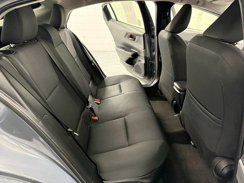 Used 2023 Toyota Prius LE FWD image 13
