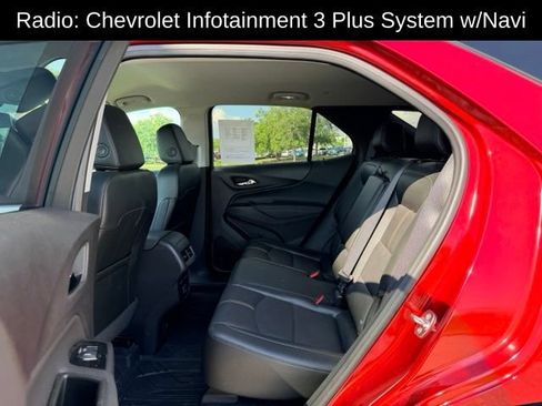 Used 2024 Chevrolet Equinox Premier AWD/4WD image 9