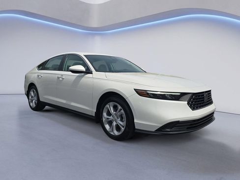 New 2026 Honda Accord LX image 8