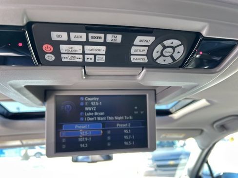 Used 2017 Honda Pilot Elite image 17