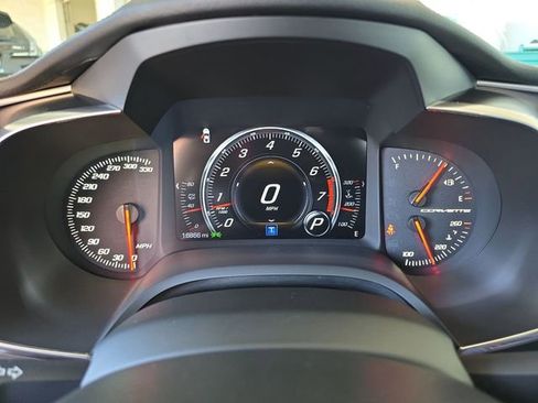 Certified 2016 Chevrolet Corvette Stingray Convertible image 12