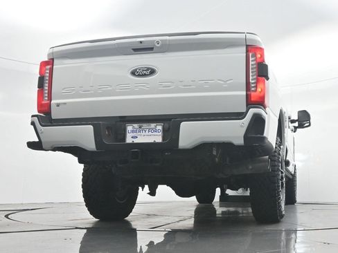 Used 2025 Ford F250 Lariat w/ Tremor Off-Road Package AWD/4WD image 82
