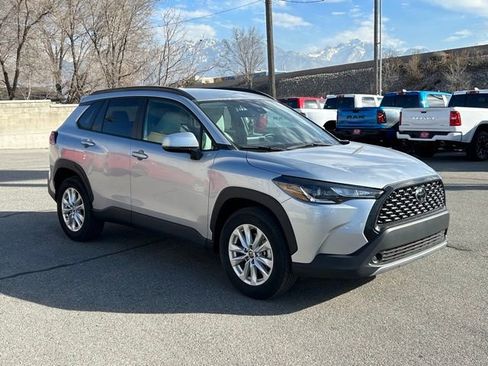 Used 2022 Toyota Corolla Cross LE image 10