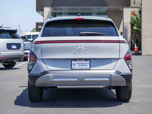 New 2026 Hyundai Kona Limited FWD image 5