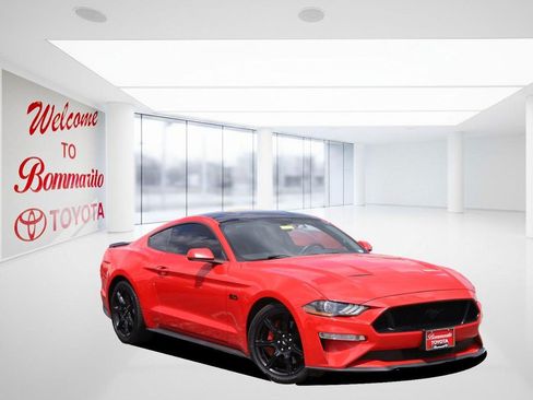 Used 2019 Ford Mustang GT Premium w/ Black Accent Package RWD image 2