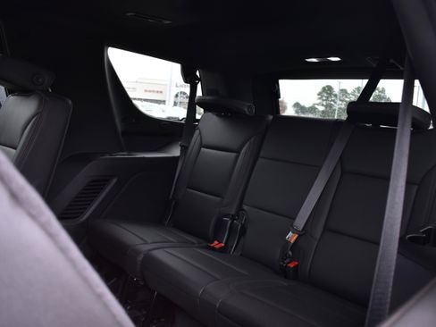 Used 2024 Chevrolet Tahoe High Country w/ Premium Package image 26