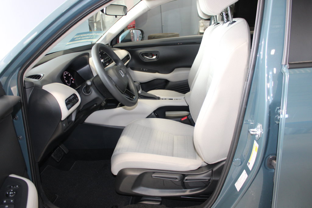 New 2027 Honda HR-V LX image 14