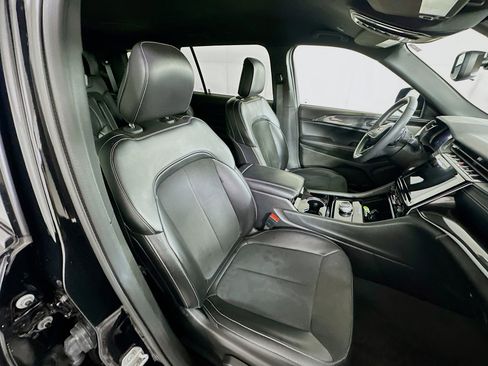 Used 2023 Jeep Grand Cherokee L Laredo RWD image 32