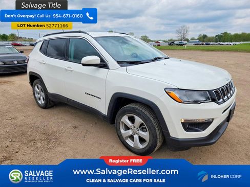 Used 2018 Jeep Compass Latitude w/ Popular Equipment Group AWD/4WD image 5