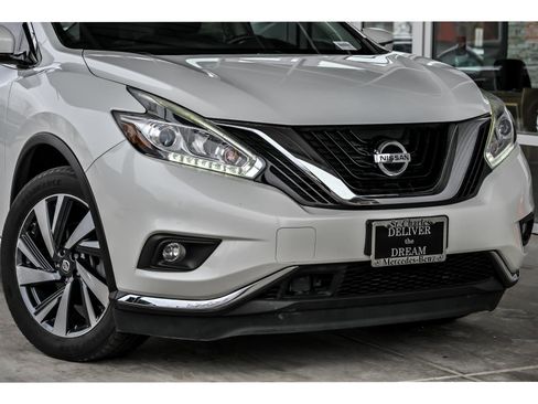 Used 2016 Nissan Murano Platinum w/ Platinum Technology Package image 2
