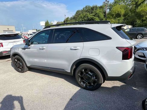 Certified 2026 Kia Sorento X-Line EX AWD/4WD image 3