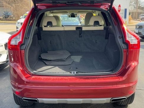 Used 2017 Volvo XC60 T5 Inscription w/ Preferred Option Package image 5