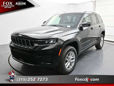 New 2025 Jeep Grand Cherokee Laredo X image 11