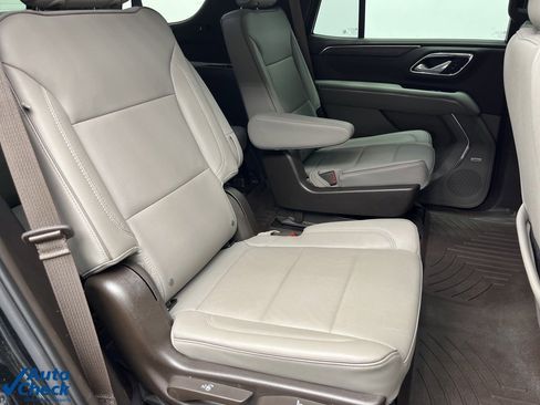 Used 2023 GMC Yukon SLT image 24