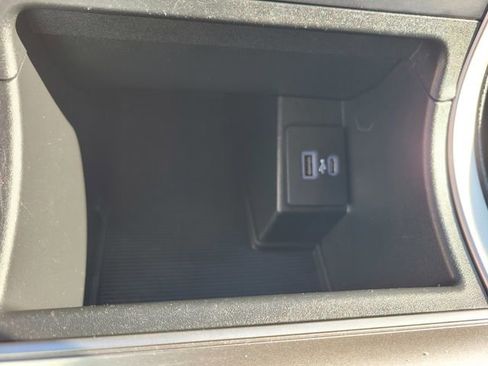 Certified 2023 Ford Edge SEL image 24