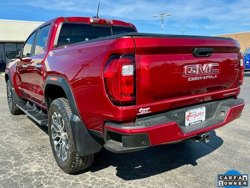 Used 2023 GMC Canyon Denali image 13