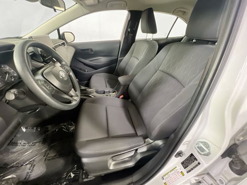 Used 2024 Toyota Corolla LE FWD image 19