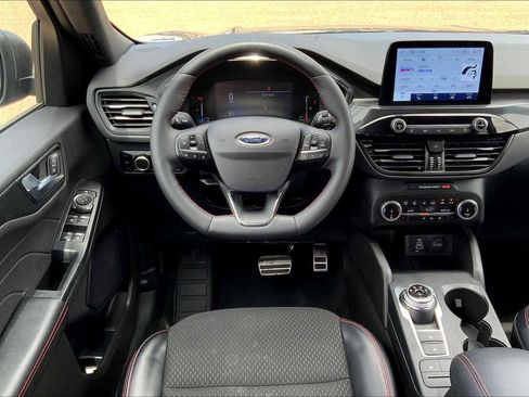 Used 2024 Ford Escape ST-Line image 9