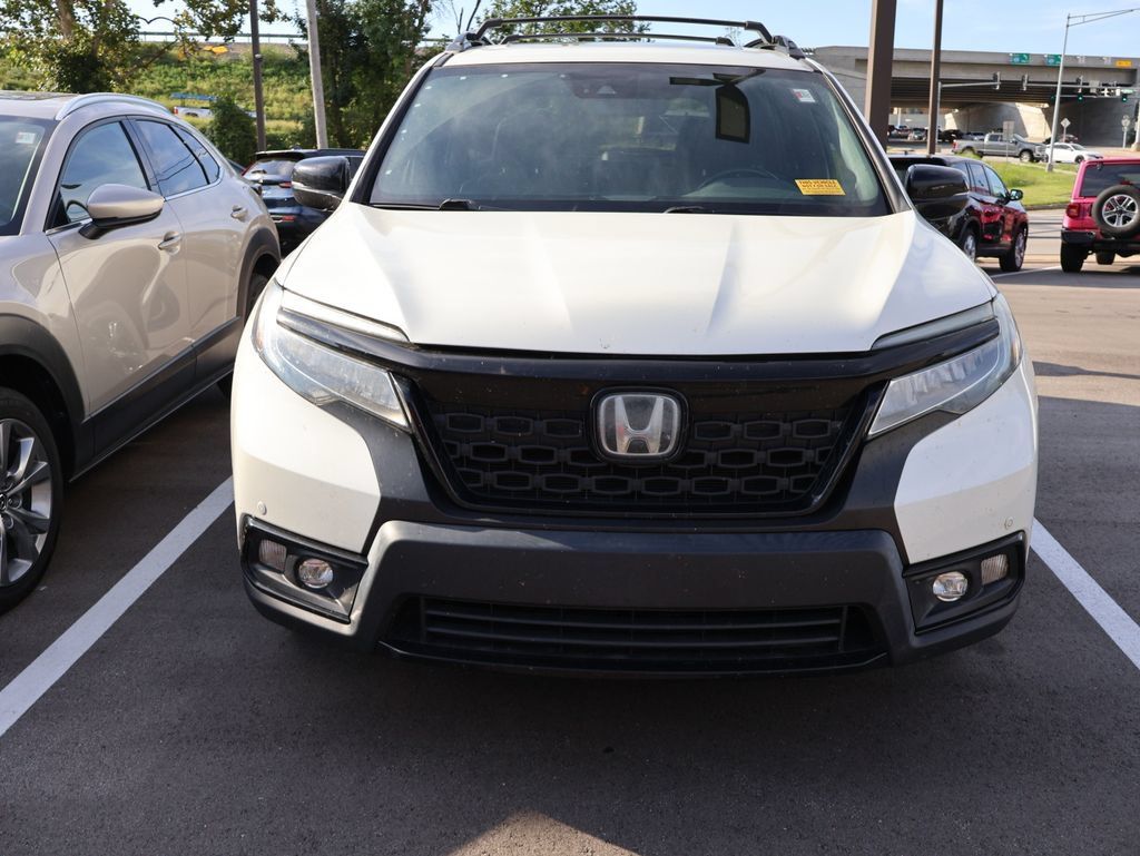 Used 2019 Honda Passport Elite image 2