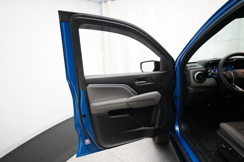 Used 2024 Chevrolet Colorado ZR2 AWD/4WD image 27