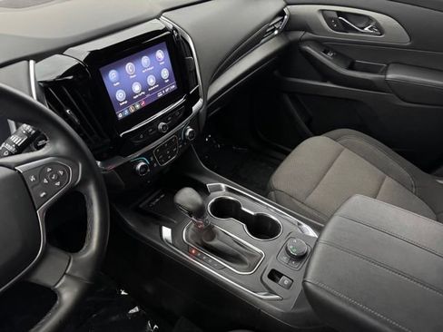Used 2023 Chevrolet Traverse LT w/ Midnight/Sport Edition AWD/4WD image 15