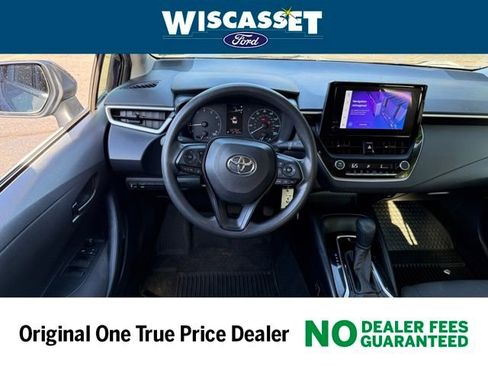 Used 2024 Toyota Corolla LE image 7