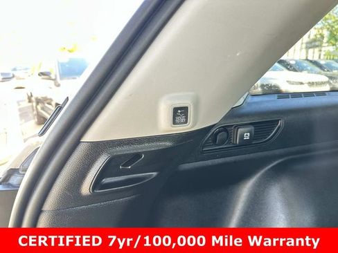 Used 2023 Jeep Grand Cherokee Laredo w/ Luxury Tech Group I AWD/4WD image 15