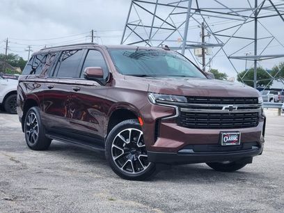 Used 2022 Chevrolet Suburban RST w/ Luxury Package