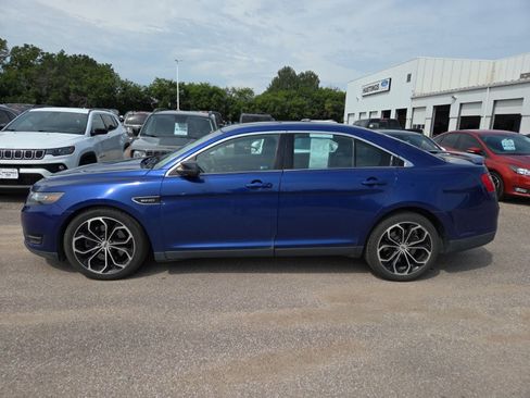 Used 2015 Ford Taurus SHO w/ Equipment Group 401A AWD/4WD image 2