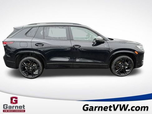 New 2026 Volkswagen Tiguan SE R-Line image 6