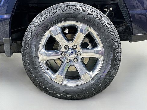 Used 2022 Ford F150 Lariat w/ Equipment Group 502A High image 30