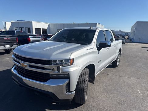 Used 2022 Chevrolet Silverado 1500 LT image 8