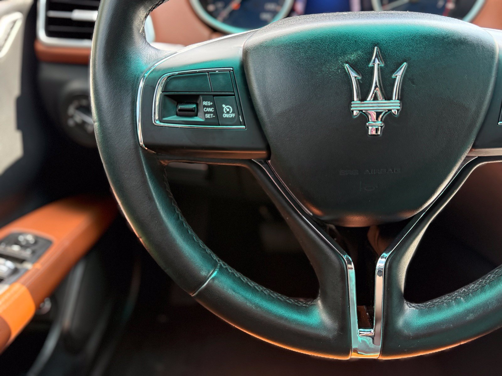 Used 2016 Maserati Ghibli RWD image 26