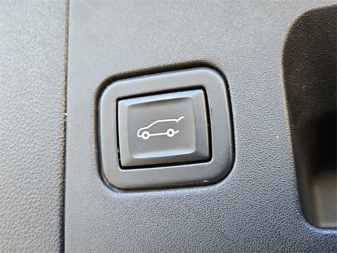 Used 2020 Cadillac XT5 Sportv image 32