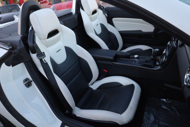 Used 2014 Mercedes-Benz SLK 55 AMG image 43