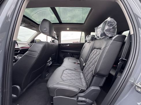 New 2026 Volkswagen Atlas SEL Premium R-Line AWD/4WD image 32