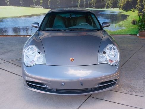 Used 2002 Porsche 911 Carrera image 2