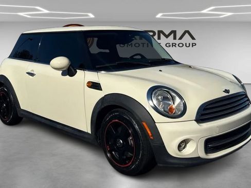 Used 2013 MINI Cooper Hardtop image 7