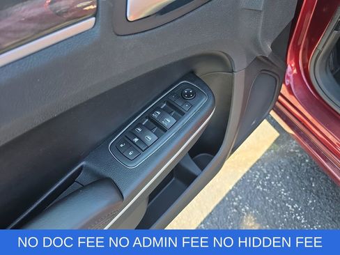 Used 2020 Chrysler 300 Touring L w/ Value Package AWD/4WD image 13