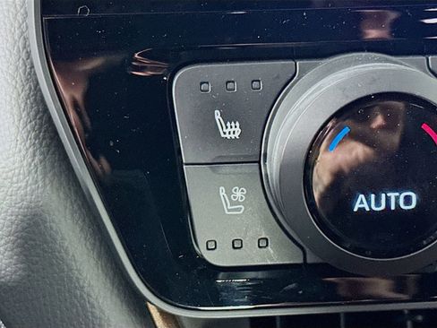 Certified 2024 Toyota Grand Highlander AWD Hybrid image 21
